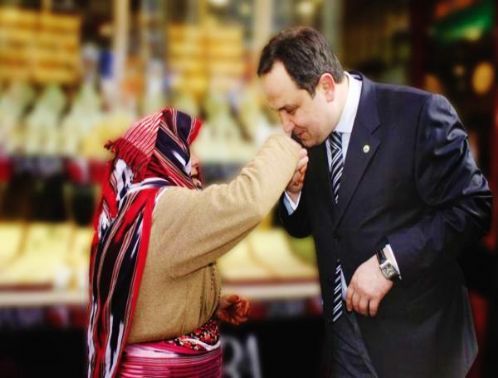 Ba�kan Aksu �ki Bu�uk Y�l� De�erlendirdi