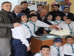 Gazetecilere �zci Deste�i