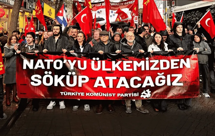 TKP, NATO'yu kar��lamaya haz�rlan�yor
