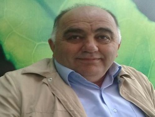 DEDE �LE G�RELE SOL'U �ZER�NE S�YLE��