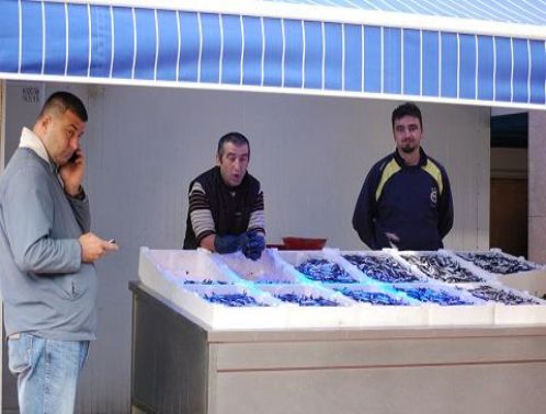 G�rele'de Hamsi 2.5 lira