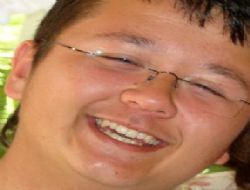 Akustik Cafe A��l�yor