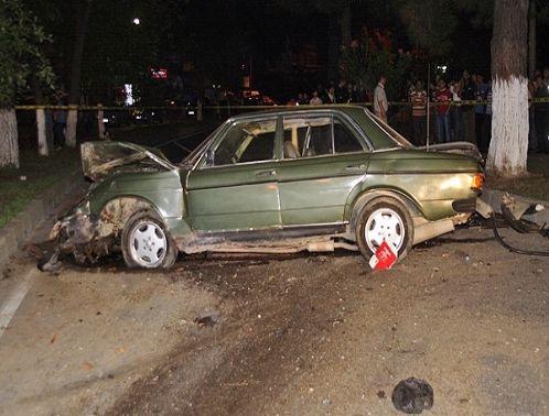 G�rele'de Trafik Kazas� 3 Yaral�