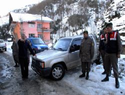 HES kar��t� eylemcinin park eylemi engellenemedi