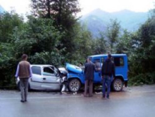 Tirebolu'da Hatal� Sollama Can Ald�